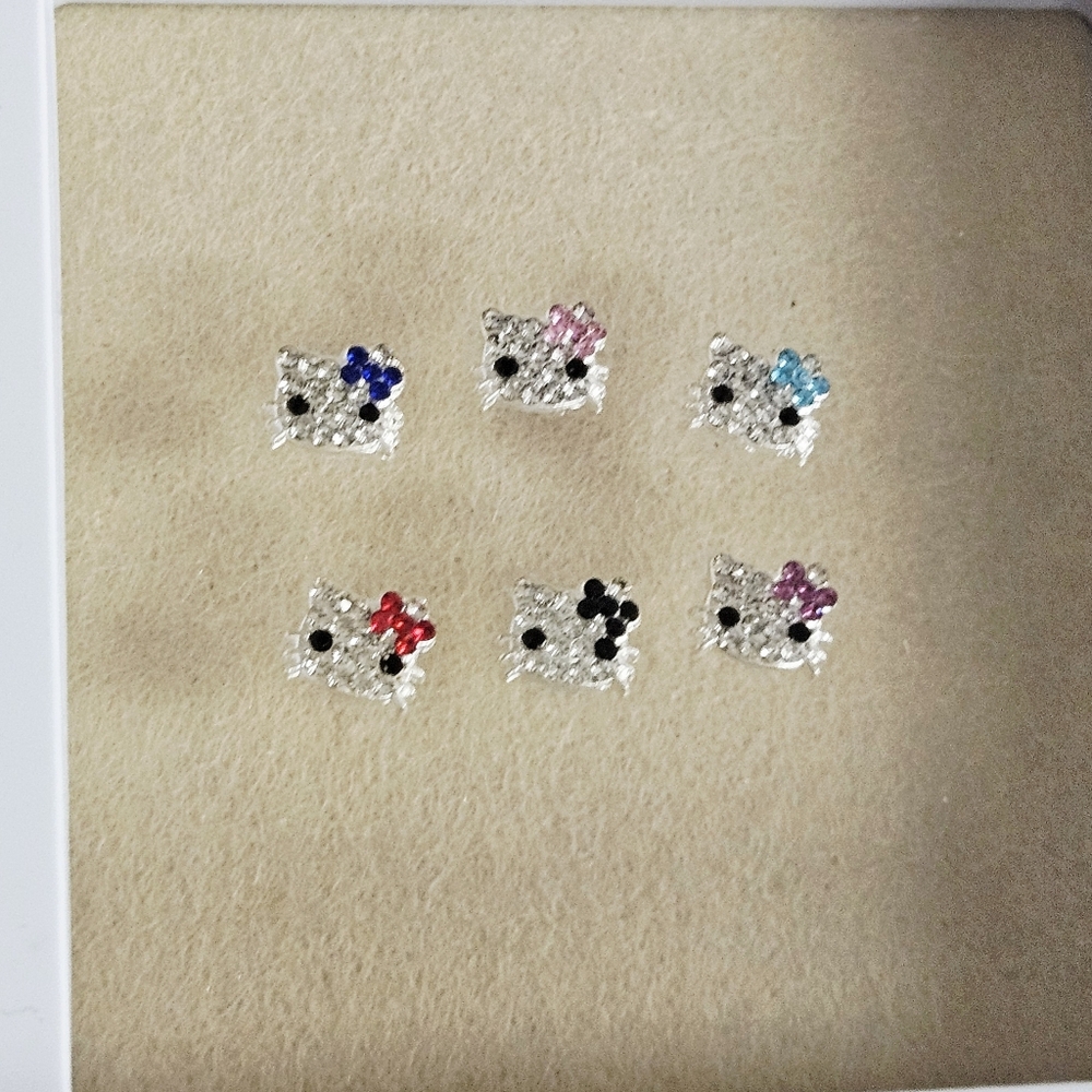 NWT 6pcs HELLO KITTY HEADS SILVER BLING NAIL ART CHARMS! - Picture 6 of 16
